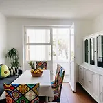 Sunnynest - 3br With Free Parking & Wi-fi, Close To Lapad Bay Apartment
