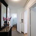 Apartment Sunnynest - 3br With Free Parking & Wi-fi, Close To Lapad Bay Dubrovnik