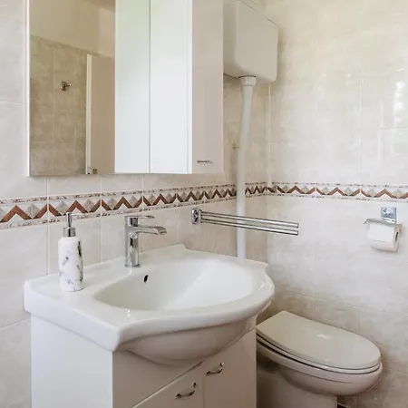 Apartament Sunnynest - 3br With Free Parking & Wi-fi, Close To Lapad Bay *
