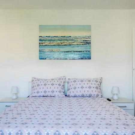 Sunnynest - 3br With Free Parking & Wi-fi, Close To Lapad Bay