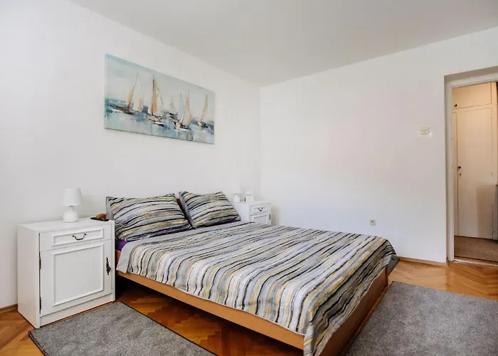 Sunnynest - 3br With Free Parking & Wi-fi, Close To Lapad Bay * 杜布罗夫尼克