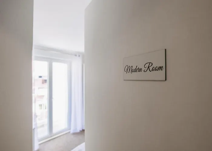 公寓 Sunnynest - 3br With Free Parking & Wi-fi, Close To Lapad Bay 杜布罗夫尼克