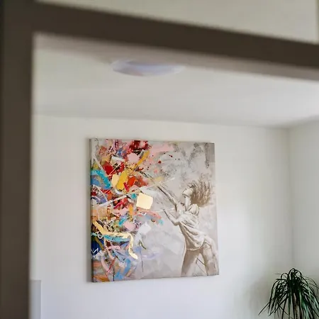 公寓 Sunnynest - 3br With Free Parking & Wi-fi, Close To Lapad Bay