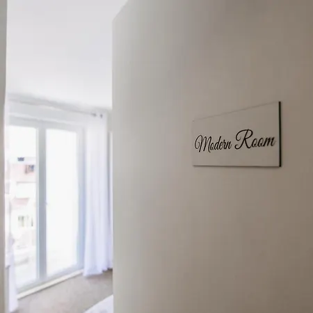 公寓 Sunnynest - 3br With Free Parking & Wi-fi, Close To Lapad Bay 杜布罗夫尼克